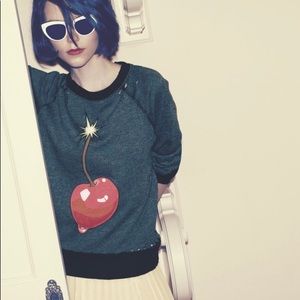 Wildfox 🍒 bomb sweatshirt